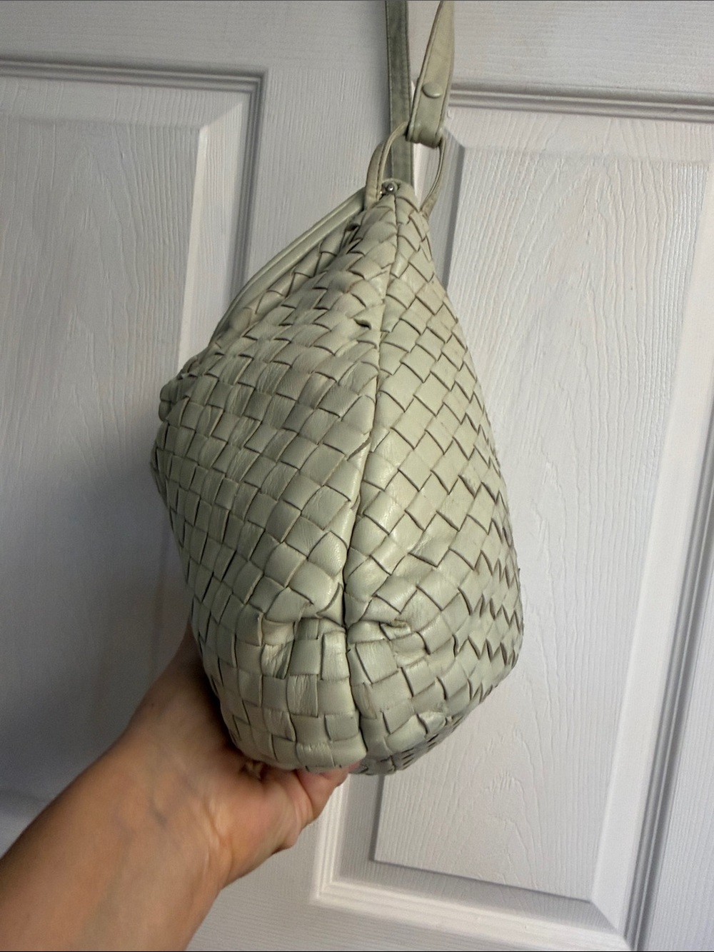 Bottega Veneta Intrecciato Woven Leather Crossbody Bag - Picture 5 of 14